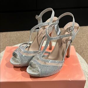 De Blossom - Silver Sparkle Strap High Heel